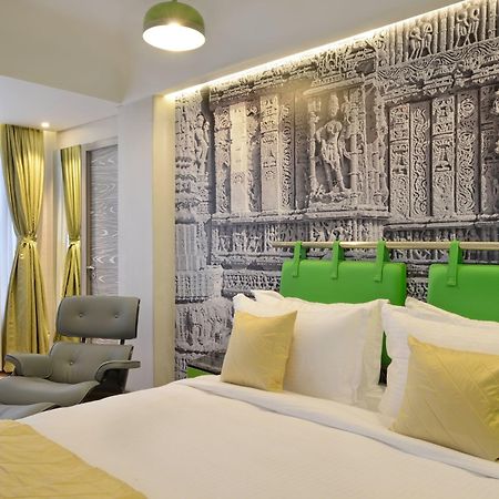 Regenta Central Antarim Ahmedabad Esterno foto