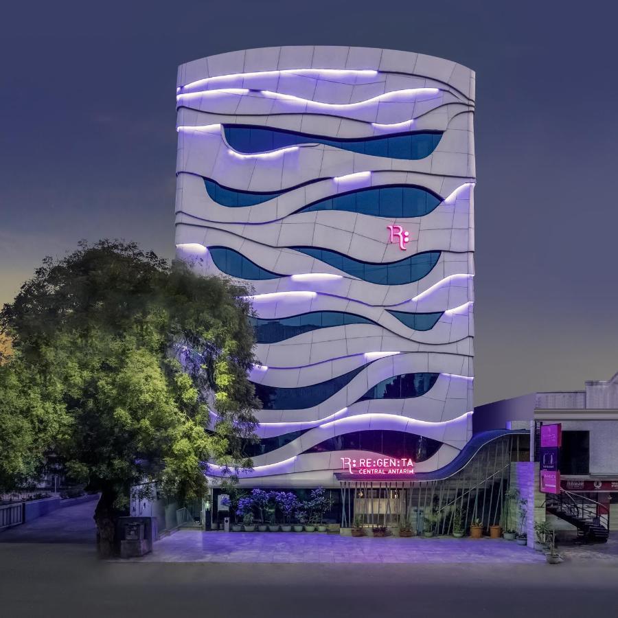 Regenta Central Antarim Ahmedabad Esterno foto