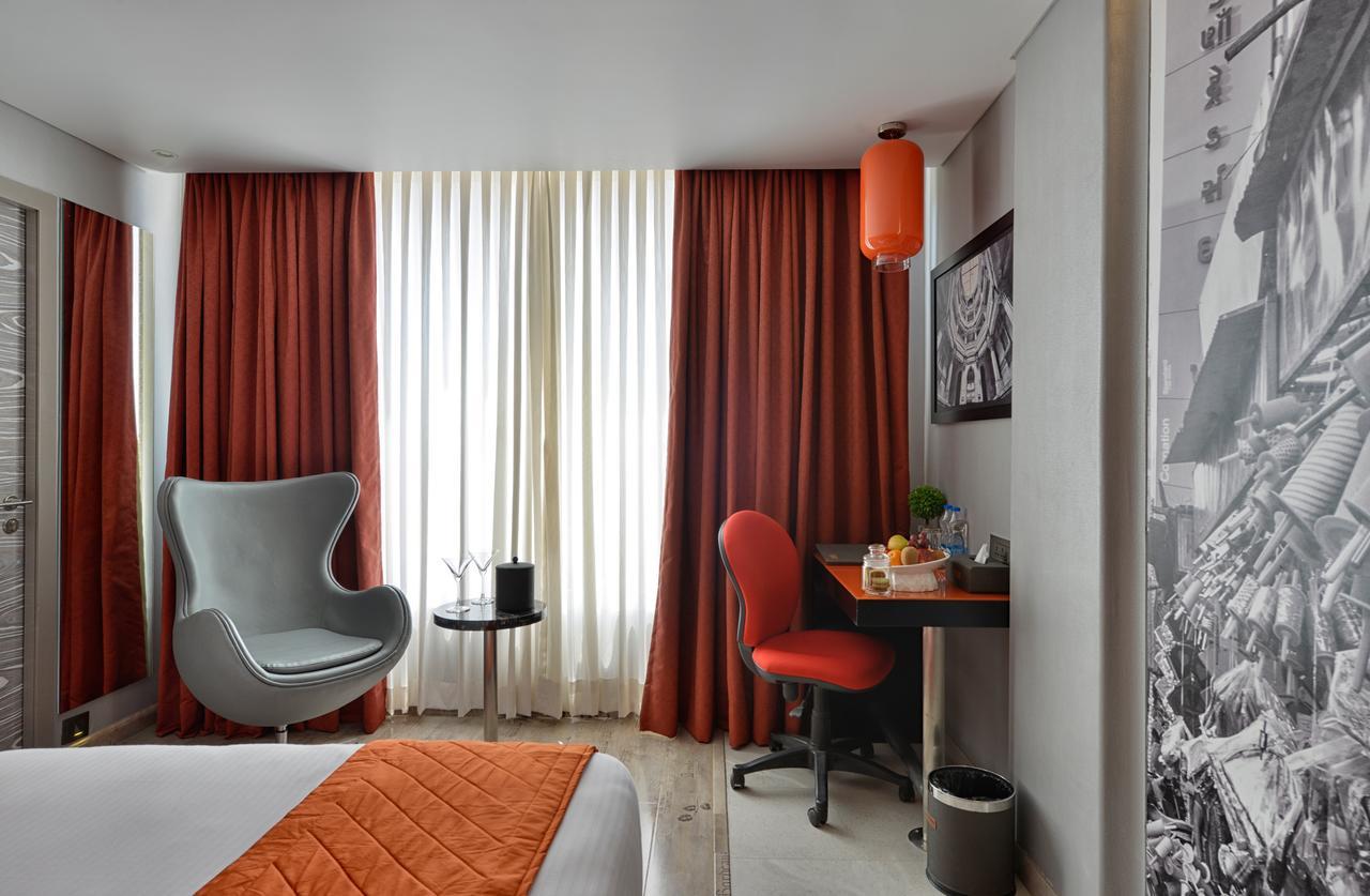 Regenta Central Antarim Ahmedabad Esterno foto